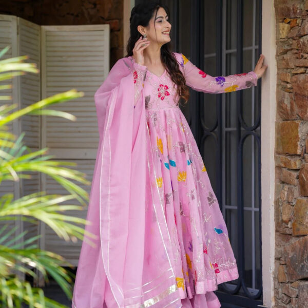 Jaipuri Petals Suit Set