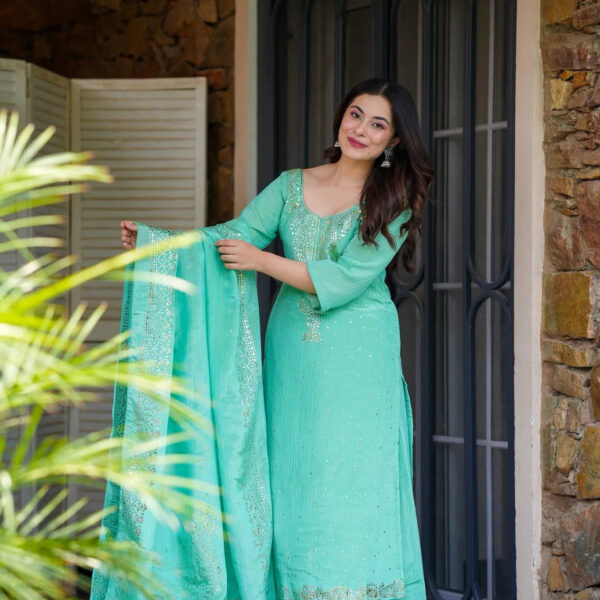 Nayra Cosmos Kurta Set